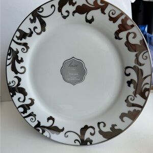 3 Ciroa Luxe Fiori 10.5” Replacement Dinner Plate Platinum Trim Scrolls new